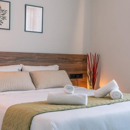 Brand New Suites In City Center Iraklio Exterior foto