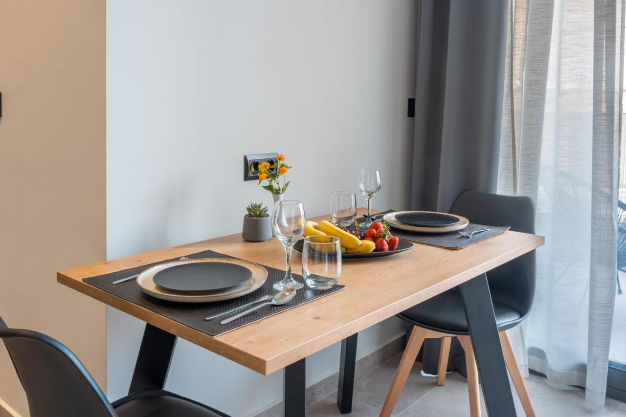 Brand New Suites In City Center Iraklio Exterior foto