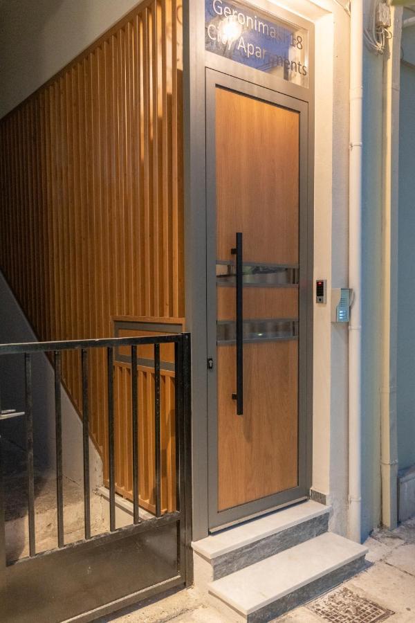 Brand New Suites In City Center Iraklio Exterior foto